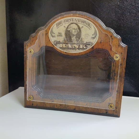 PRIMITIVE PINEWOOD LARGE MONEY BOX THE FIRT NATIONAL BANK O & L LINES 1980 - Picture 2 of 7